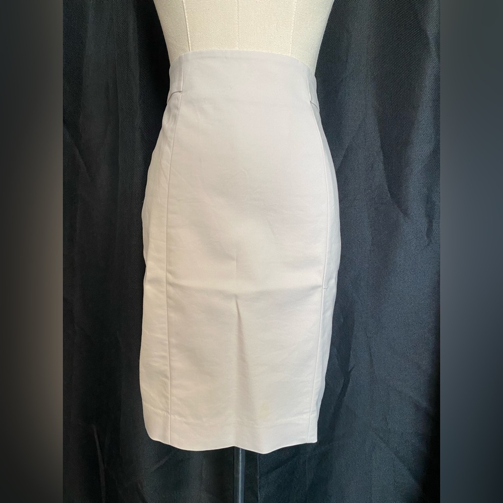 H&M cream pencil skirt